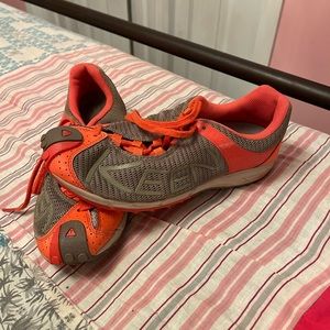 Keen brand trail shoes. Size 7.